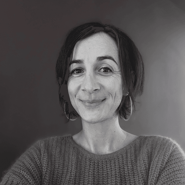 Sur l'image, nous pouvons voir le portrait de Marjorie Anselme, en noir et blanc, infirmière libérale et vice-trésorière de la CPTS Nougaro Toulouse.